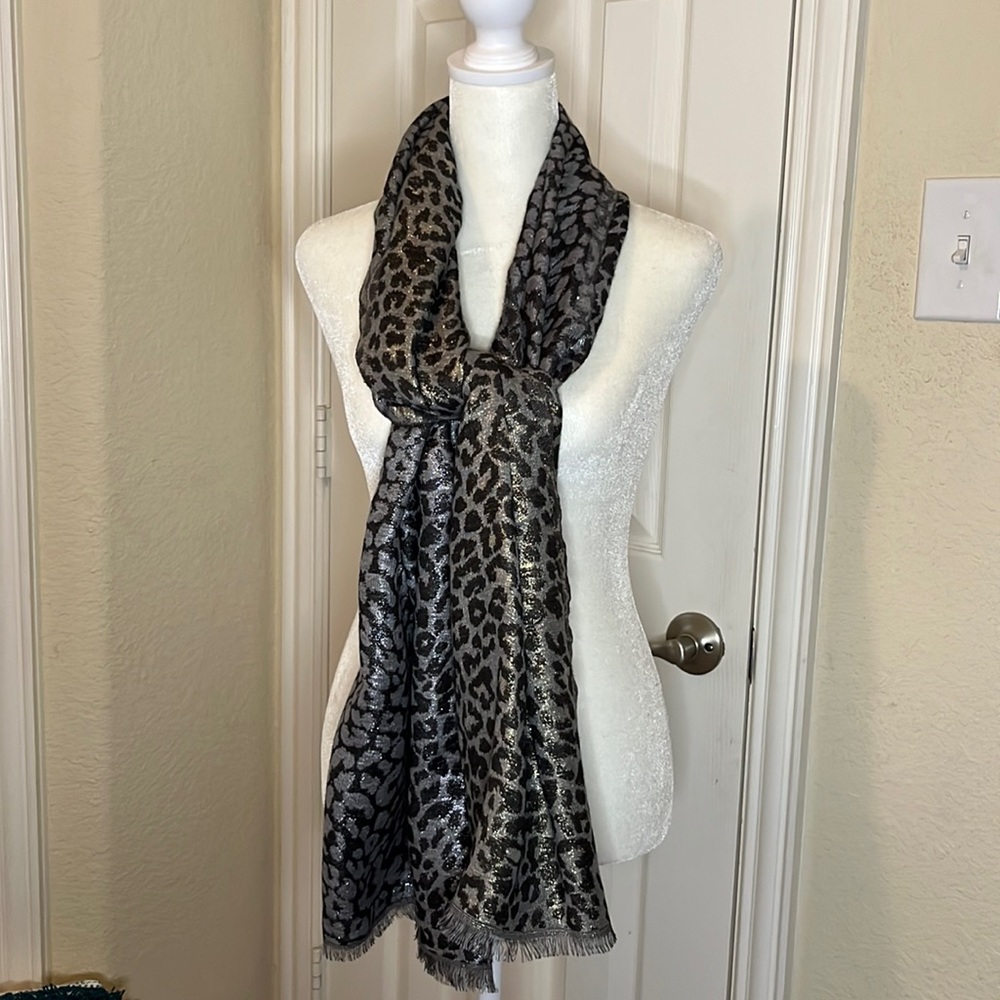 Mix & Match 2/$16 Ann Taylor Animal Print Scarf